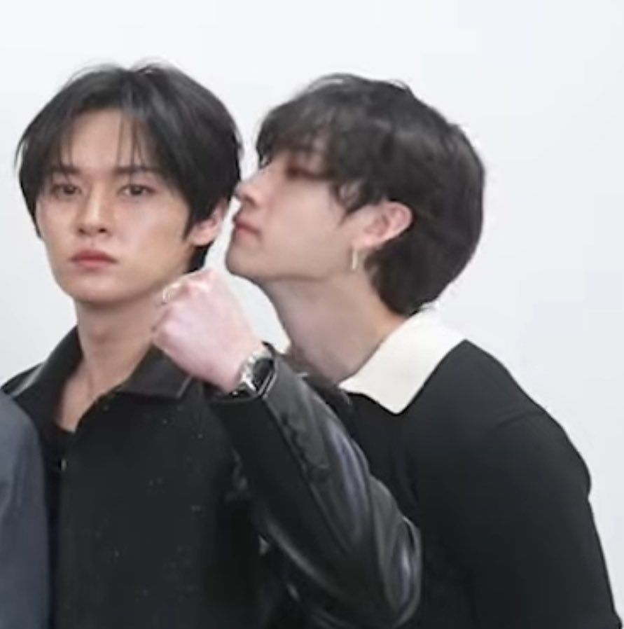 minchanpictures's tweet image. You look                                     Different