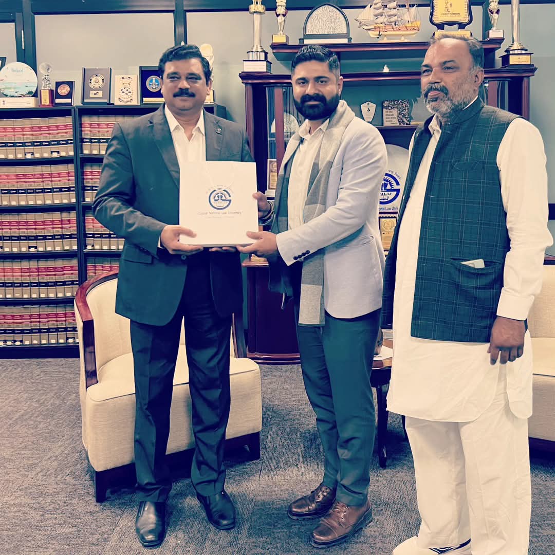 klmeghwal77's tweet photo. @AbhishekSCharan 
@gnlua @gnluofficial #GNLU https://t.co/Gf81Dt2fmP