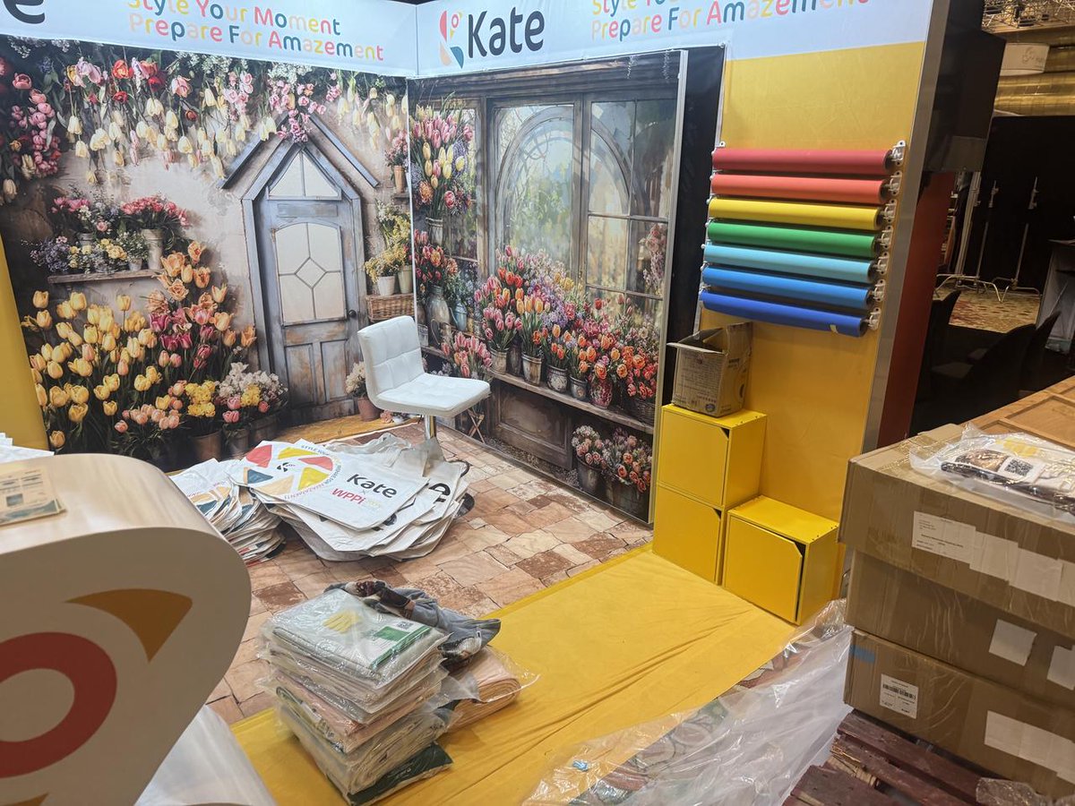 Kate Backdrop tweet media