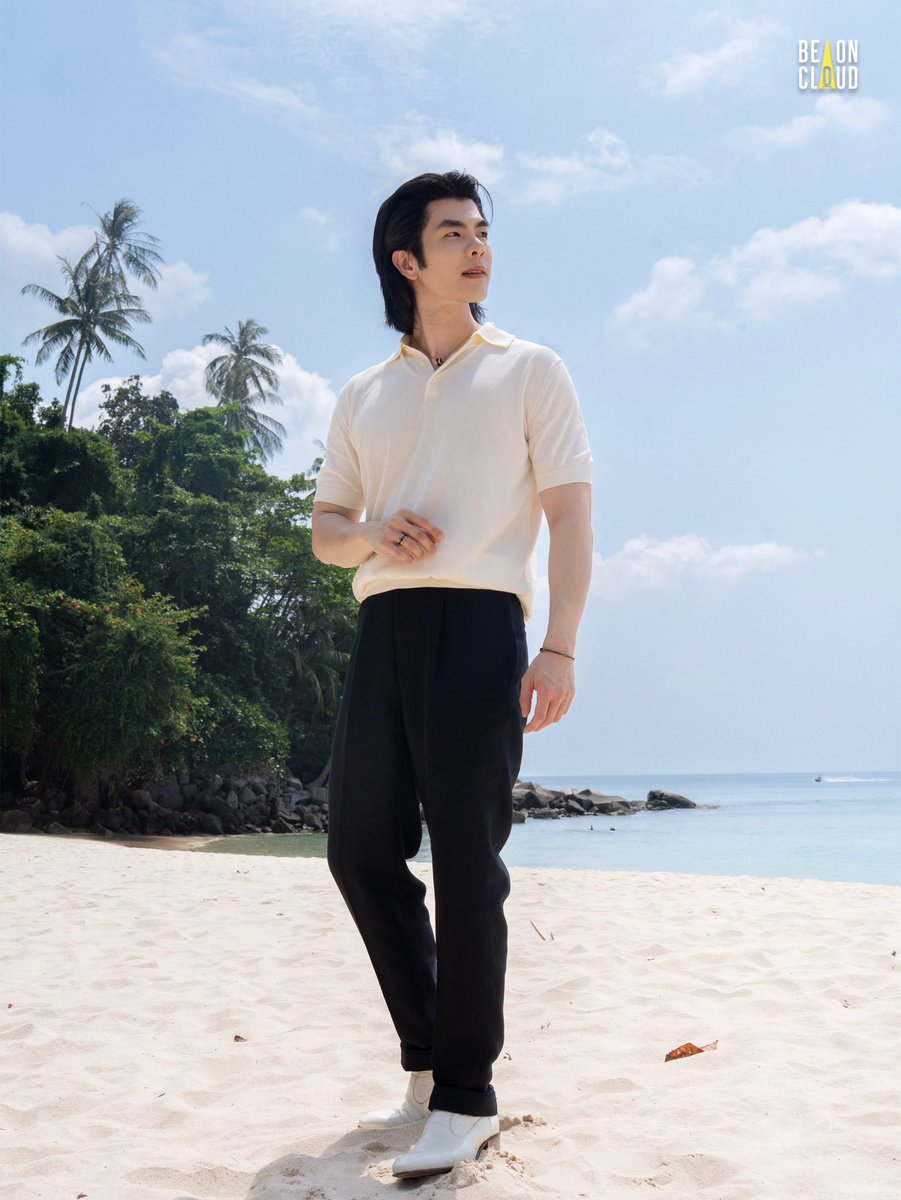 แสงสวย ๆ แดดดี ๆ ริมทะเลก่อนออกไปร่วมงาน BVLGARI Central Phuket Floresta Grand Opening 🌊🌤️

#BvlgariPhuketxMile
#BvlgariThailand #BvlgariCentralPhuket