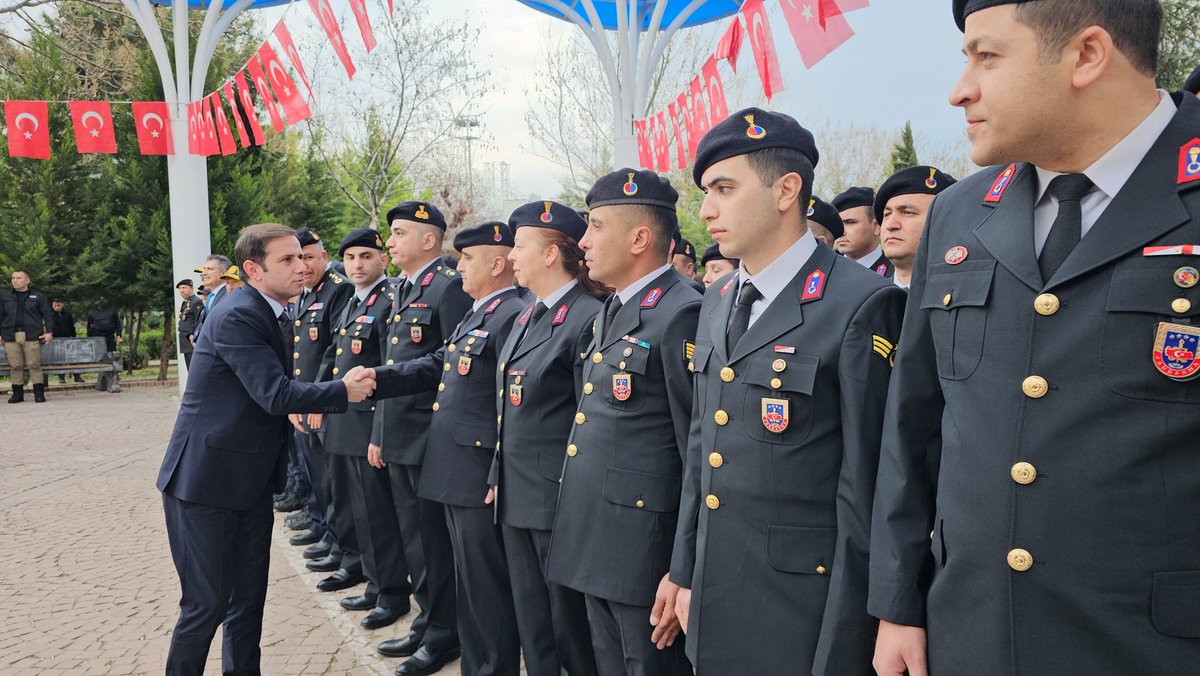 erganikaymakam's tweet photo. Kaymakam ULUSOY, 18 Mart Şehitleri Anma ve Çanakkale Deniz zaferi programına katıldı @dbakirvalilik @vali_zorluoglu @kaulusoy https://t.co/I35WTWrm9W