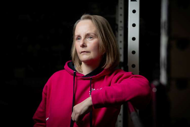 HLHsocial's tweet photo. 💙 Meet our incredible Personal Trainer, Joanna Ewing.

After being diagnosed with cancer, Joanna turned to the gym to aid her recovery and has now retrained as a PT aiming to specialise in cancer rehabilitation. 🏋️

📰 Read Joanna's inspiring story here: https://t.co/qQG8g7yqxH https://t.co/oO4g5YtbsF