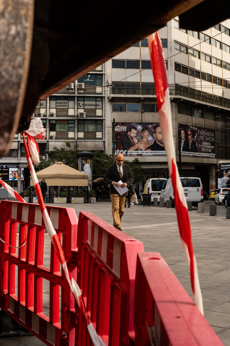 AstrHori's tweet image. The charm of street photography lies in capturing the fleeting beauty of the city and discovering the extraordinary in the ordinary. 📸🏙
Shot on AstrHori AF27mmF2.8
Credit: @iliaskoureas
#astrhori #autolens #aflens #streetphotography #urbanphoto #urbanphotography #27mm #27mmf28