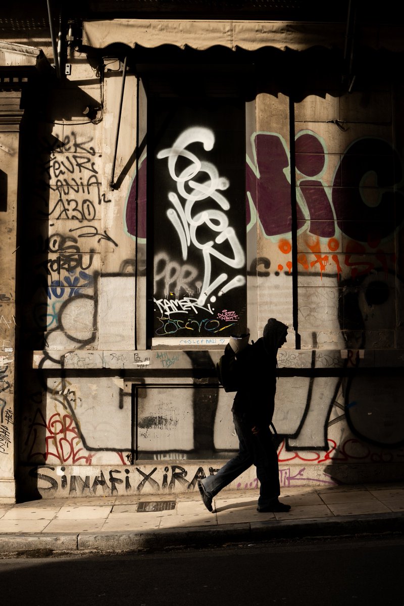 AstrHori's tweet image. The charm of street photography lies in capturing the fleeting beauty of the city and discovering the extraordinary in the ordinary. 📸🏙
Shot on AstrHori AF27mmF2.8
Credit: @iliaskoureas
#astrhori #autolens #aflens #streetphotography #urbanphoto #urbanphotography #27mm #27mmf28