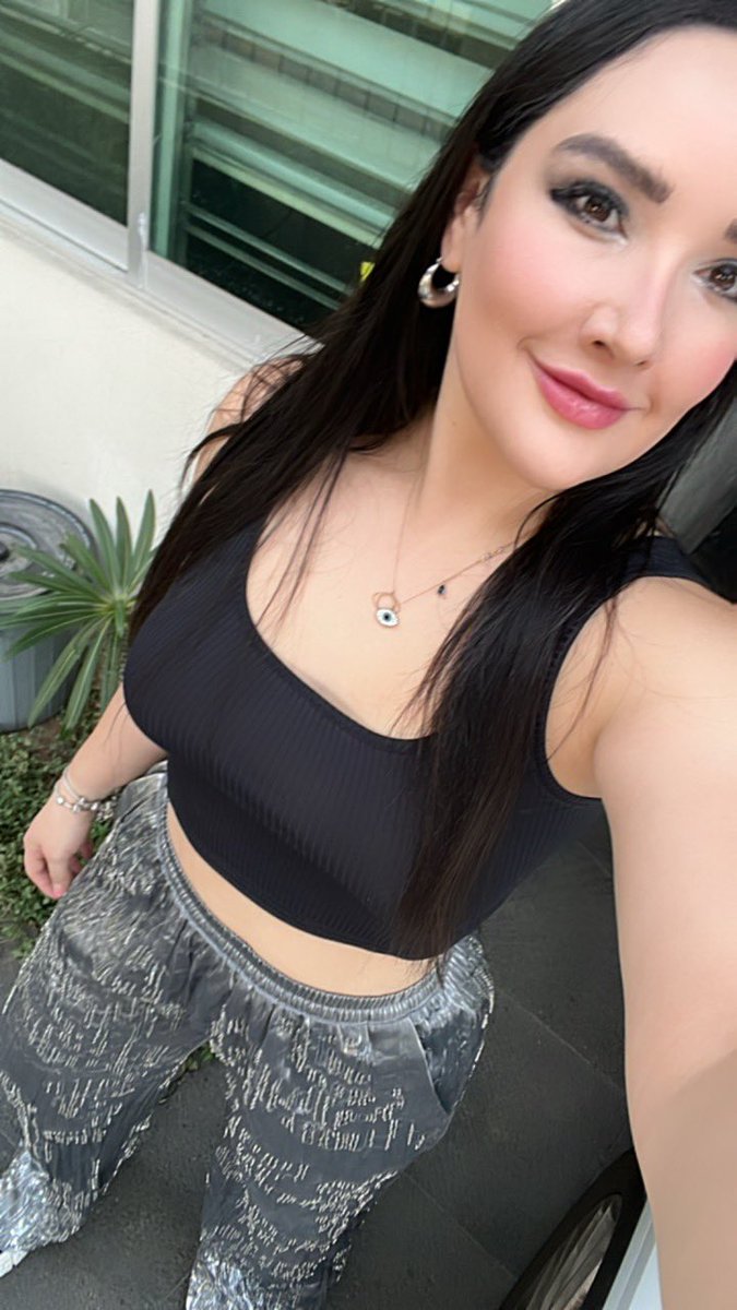 Daniela RRRO👸🏻 tweet media