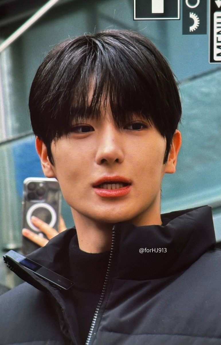 𝑭𝒐𝒓 𝒔𝒆𝒂𝒔𝒐𝒏 tweet media