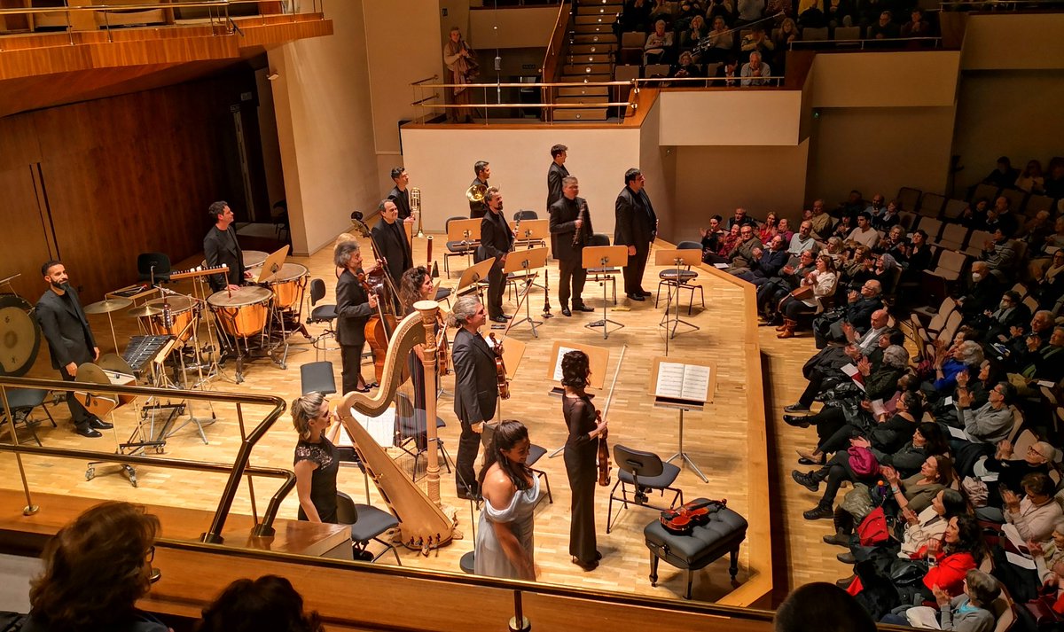 aortegah's tweet photo. ¡Qué gran concierto!
Es un privilegio contar con solistas de esta envergadura en @ocnesp, capaces de extraer la esencia y el equilibrio de la Cuarta de Mahler.
Esperemos que puedan repetir, también en el resto de España, que por algo la orquesta se llama nacional. @oboebarli https://t.co/fVCBKWhyYo