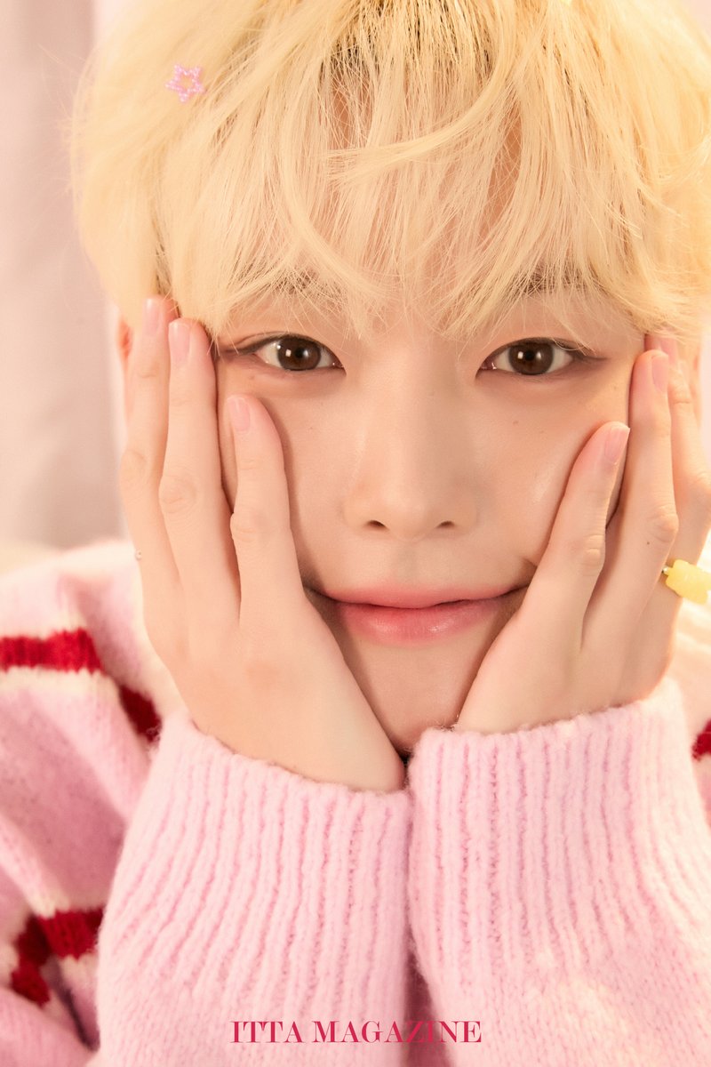 itta_magazine's tweet photo. FriEND
BestfriEND
SF9 SPECIAL PHOTO

오직 SF9의 A컷 포토만이 END로 끝나지 않습니다
SF9의 완벽한 A컷은 언제나 판타지의 편에 있습니다
모두에게 이 진실을 알려주세요 😍

#SF9 #에스에프나인
@SF9official https://t.co/FsxjfA2GCL