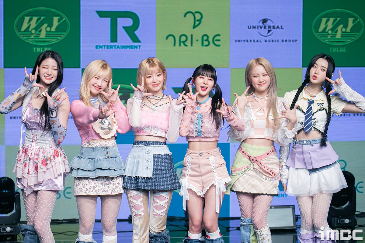 imbcenews's tweet photo. '故신사동호랭이 소속사' 티알엔터 파산…트라이비→유성은 어떻게 되나
#신사동호랭이 #STiger #TR엔터테인먼트 #TRENTERTAINMENT 
#경영난 #파산 #트라이비 #TRIBE #엘리 #ELLY #iMBC연예 

18일 법조계에 따르면 서울회생법원 회생16부는 지난 13일 티알엔터테인먼트에 대한 간이파산을 선고했다.

간이파산은 파산 선고 당시 채무자가 가진 재산이 5억 원 이하일 때 진행되는 절차다. 이미 극심한 경영난을 겪고 있던 티알엔터테인먼트는 신사동호랭이가 사망한 후 더 큰 금전적 어려움에 부딪힌 것으로 알려졌다.

티알엔터테인먼트는 2020년 6월 설립된 연예 기획사로, 현재 가수 유성은, EXID 엘리, 그룹 트라이비가 소속되어 있다.

한편 신사동호랭이는 지난해 2월 23일 숨진 채 발견됐다. 향년 40세. 사인은 구체적으로 알려지지 않았다.

🔗https://t.co/besvVCCRhK