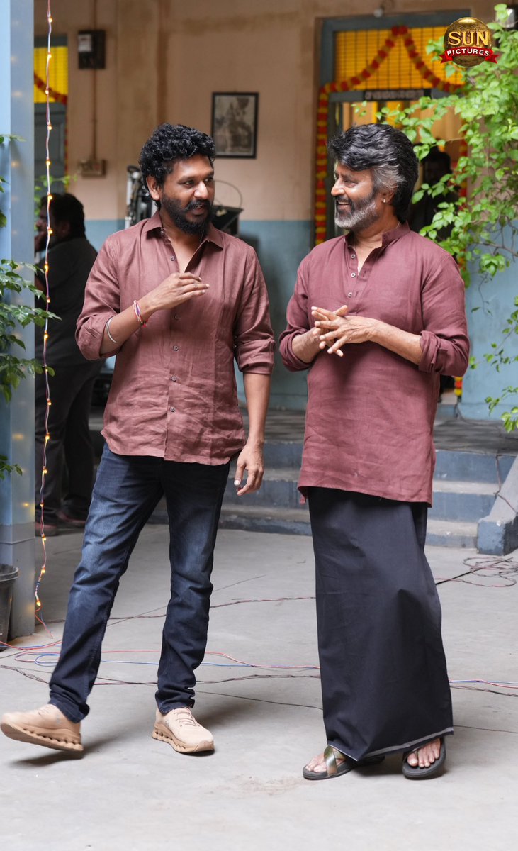 Dir_Lokesh's tweet image. IT’S A WRAP FOR #COOLIE 💥 💥
What an incredible experience it has been travelling with @rajinikanth sir, @iamnagarjuna sir, @nimmaupendra sir, #SathyaRaj sir, #SoubinShahir sir, @shrutihaasan and the entire team 🤗🤗❤️❤️
Will forever cherish this amazing experience 🤗🙏