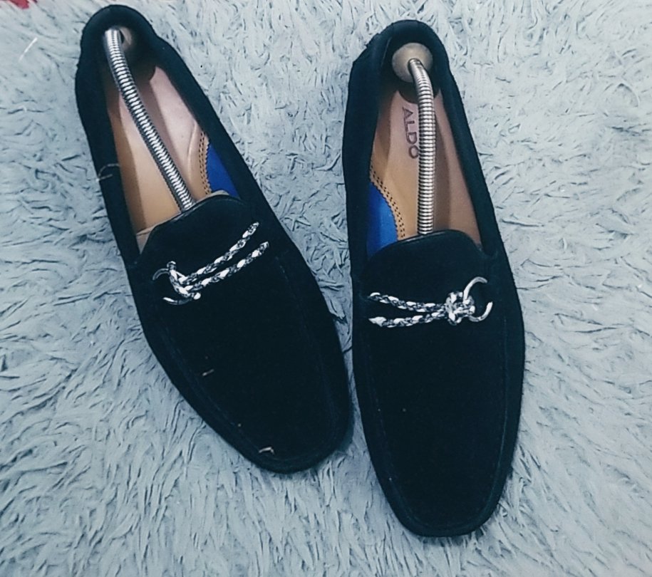 ShoesShady's tweet photo. @ahmed__ally Mtumba safi kabisa size 42 kwa 45,000/=tsh tuu karibuni sana https://t.co/44LBw846lc