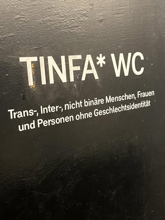 In Bern - die Schweiz verblödet ...