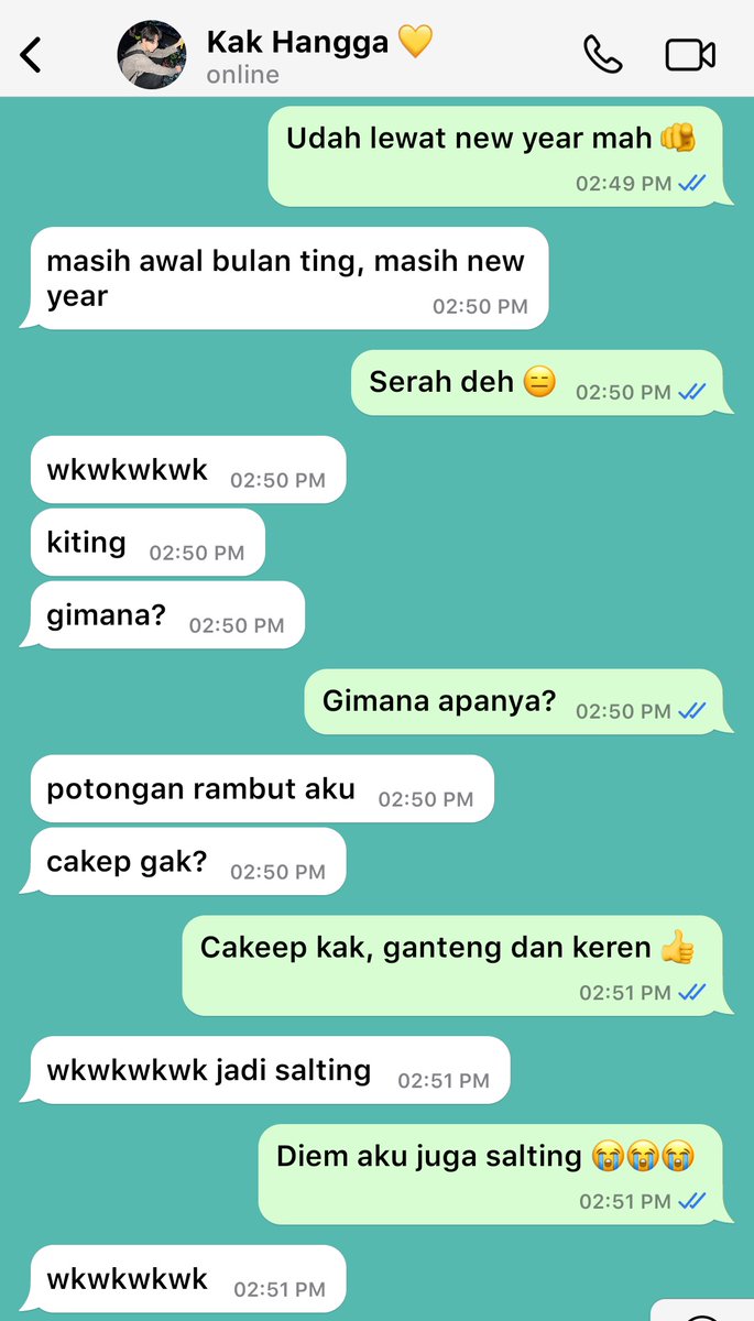 lafescapism's tweet photo. #HanJan edisi Hangga potram buat wisuda https://t.co/rLauKaLh4O
