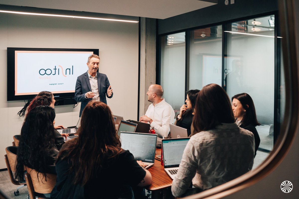 Devinez ce qu'on prépare ? Un webinar ? Une bonne nouvelle ?