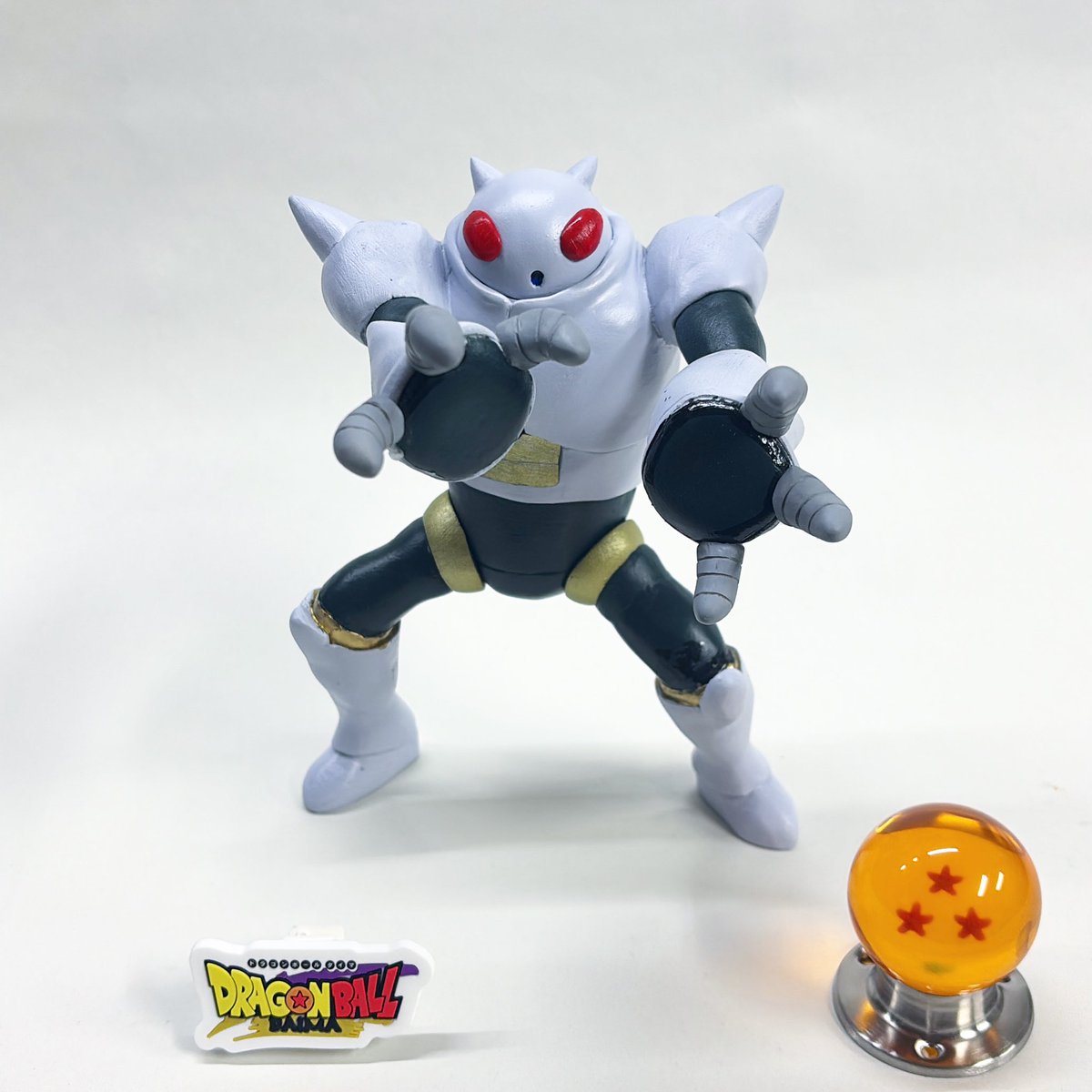 UuhvOp's tweet image. ドラゴンボールのフィギュア製作してます
造形完成まではやる気でるのですが塗装はやる気が出たらやるので塗装まで完成させるのは遅めです