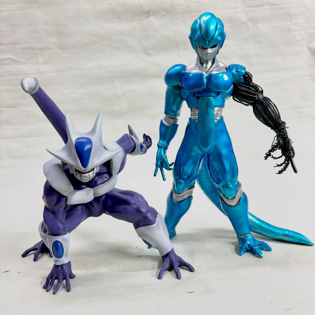 UuhvOp's tweet image. ドラゴンボールのフィギュア製作してます
造形完成まではやる気でるのですが塗装はやる気が出たらやるので塗装まで完成させるのは遅めです