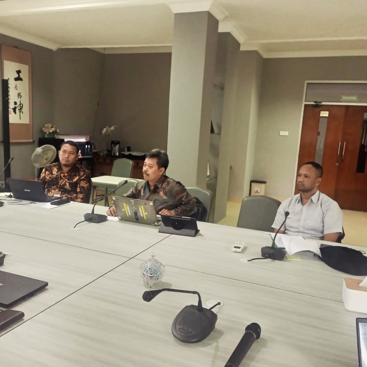 asephs82's tweet photo. Riviu naskah akademik pembentukan Balai Asesmen Pendidikan Tinggi
hari, tanggal : Selasa s.d. Rabu, 18 s.d. 19 Maret 2025 
tempat: Politeknik Negeri Jakarta (PNJ), Ruang Rapat A Lantai II, Gedung Direktorat https://t.co/BqyzKpO3dp