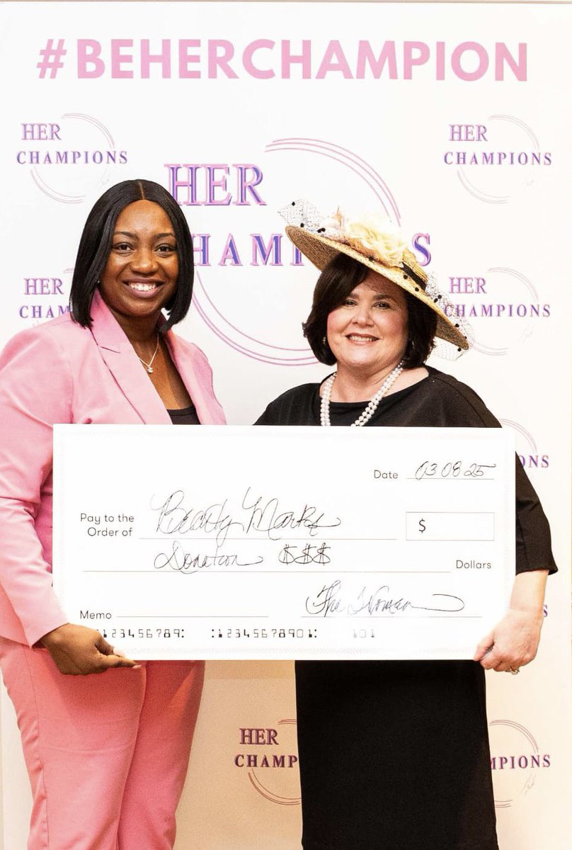 Thanks to Alane Russell of the Russell Trust for presenting a grant to Jennifer Jones of Beauty Marks for Girls.

Grateful for the work being done by Beauty Marks to help girls with incarcerated mothers.

#beherchampion #womenshistorymonth #philanthropy #grant #community