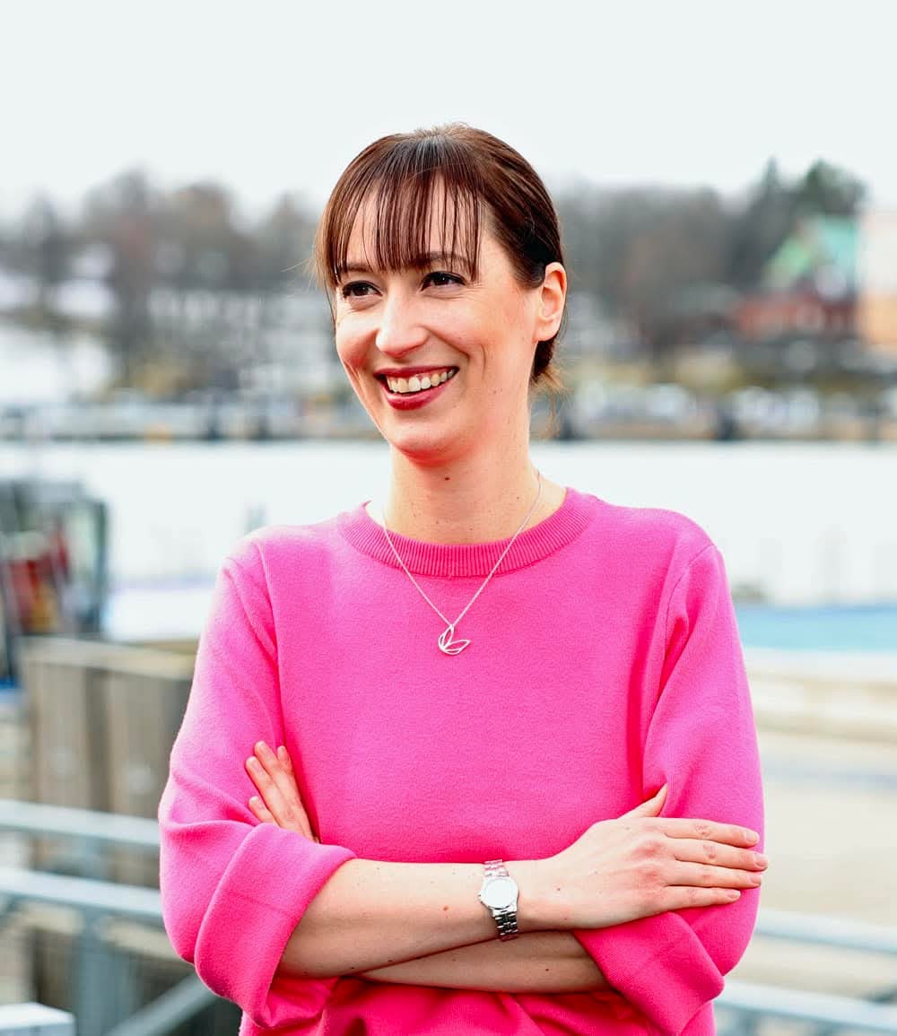 ”SDP:llä on realistinen mahdollisuus Helsingin ykköspaikkaan. Nyt käydään tiukka kaksin taisto kokoomuksen kanssa siitä, kumman johdolla pääkaupunkia kehitetään", SDP pormestariehdokas Eveliina Heinäluoma.

Lue juttu:  helsinginuutiset.fi/paikalliset/83…