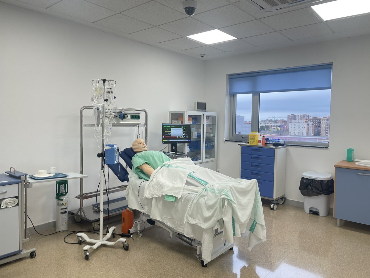 Unidad Simulacion Clinica HUT tweet media