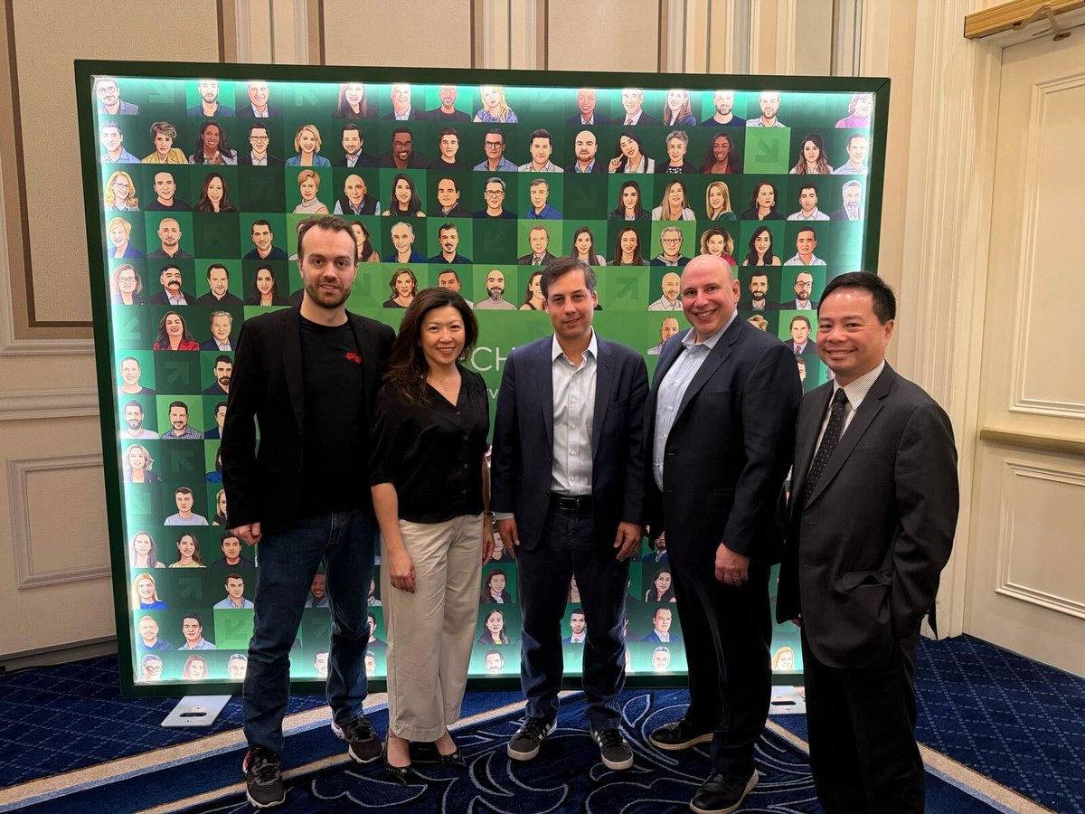 tassatgroup's tweet image. #Tassat CPO Glendy Kam recently attended @FintechMeetup, where she spoke alongside leaders at @NorthernTrust, TD Securities, and @ZeroHashX to explore tokenization in banking. Special thanks to the organizers for facilitating such insightful discussions on blockchain innovation!