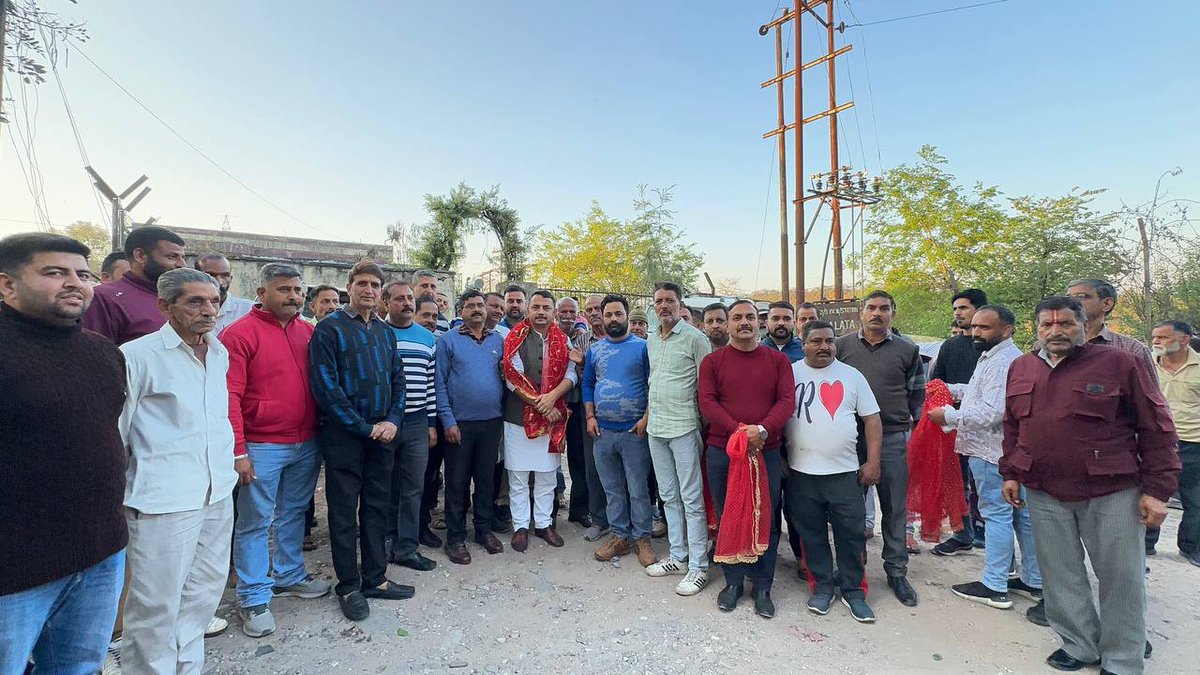 pathania_rs's tweet photo. फलाटा ग्रिड जो 6.3 MVA से बढ़ाकर 10 KVA किया गया है उस का विधिवत उद्घाटन 
#PhalataGridUpgrade
#PowerBoostPhalata
#BetterElectricityForAll
#GridTransformation
#PoweringUdhampurEast
#InfrastructureDevelopment
#StrongerPowerNetwork
#VoltageUpgrade
#EmpoweringCommunities https://t.co/TyTLnfjTiy