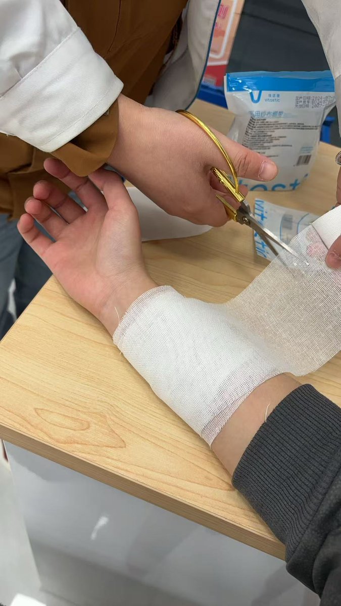 黄推福利内容 - 上好佳(已过验证)的精彩图片 福利姬上好佳(已过验证)分享的黄推图片2 - 网红私拍内容