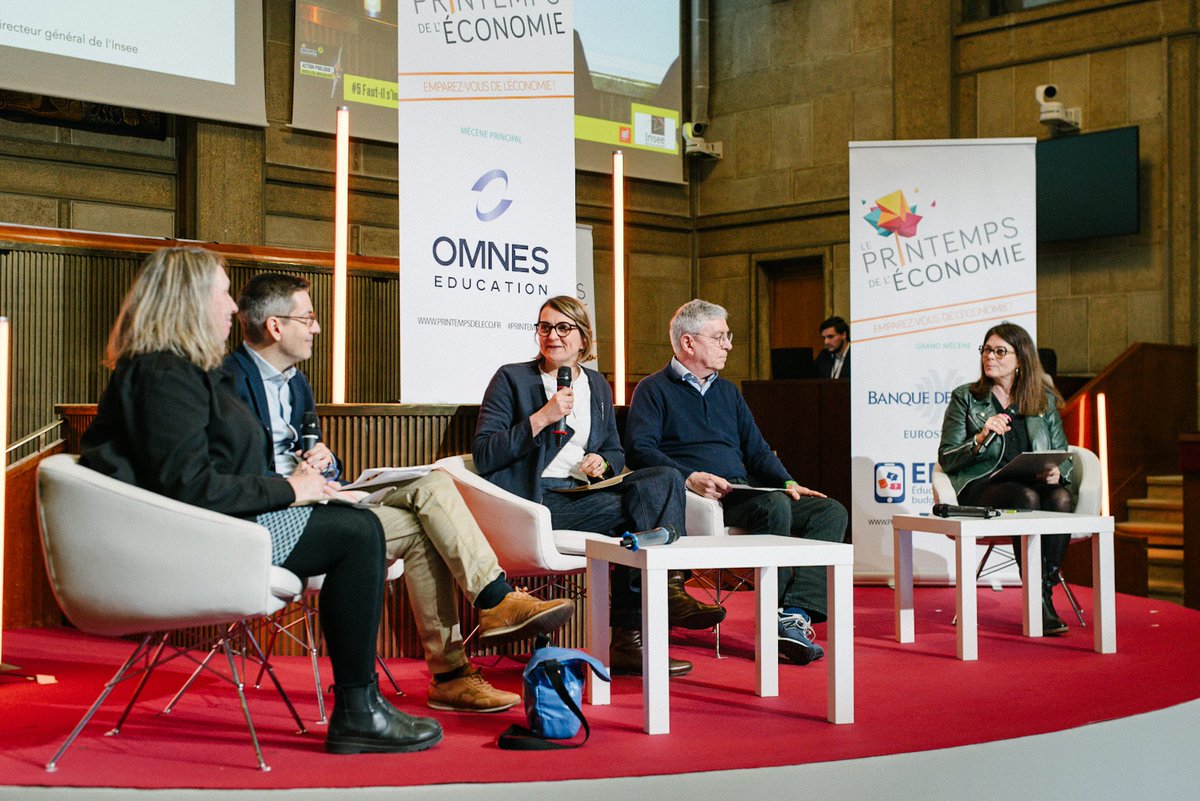 Le Printemps de l'économie (@printempsdeleco) on Twitter photo "Aujourd’hui, grâce aux droits reproductifs, les femmes peuvent avoir le nombre d’enfants qu’elles souhaitent. On ne peut pas regarder le passé comme un idéal démographique." selon <a href="/HelenePerivier/">Hélène Périvier</a> Économiste à l'<a href="/ofceparis/">OFCE</a> et présidente du Conseil de la famille du <a href="/HCFEAofficiel/">Haut Conseil famille, enfance et âge</a> "Aujourd’hui, grâce aux droits reproductifs, les femmes peuvent avoir le nombre d’enfants qu’elles souhaitent. On ne peut pas regarder le passé comme un idéal démographique." selon <a href="/HelenePerivier/">Hélène Périvier</a> Économiste à l'<a href="/ofceparis/">OFCE</a> et présidente du Conseil de la famille du <a href="/HCFEAofficiel/">Haut Conseil famille, enfance et âge</a>