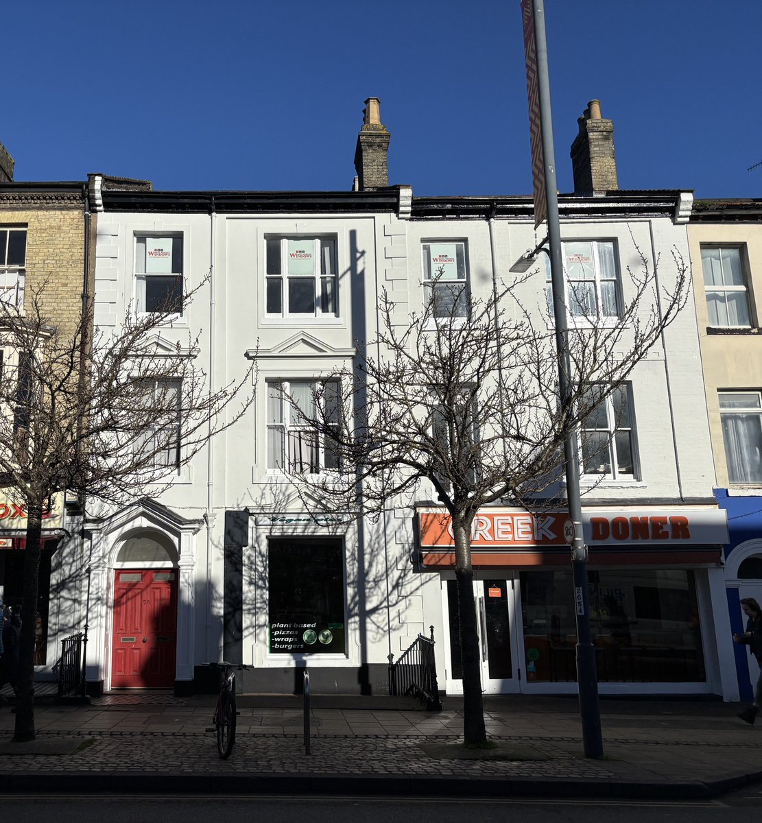 Our Norwich Commercial team is pleased to share an exciting commercial opportunity in the Centre of Norwich.
1,832 sq ft of period office space to let with original features, kitchen and WC facilities, and parking for 4 vehicles. Call 01603 629871 to find out more.
#norwich