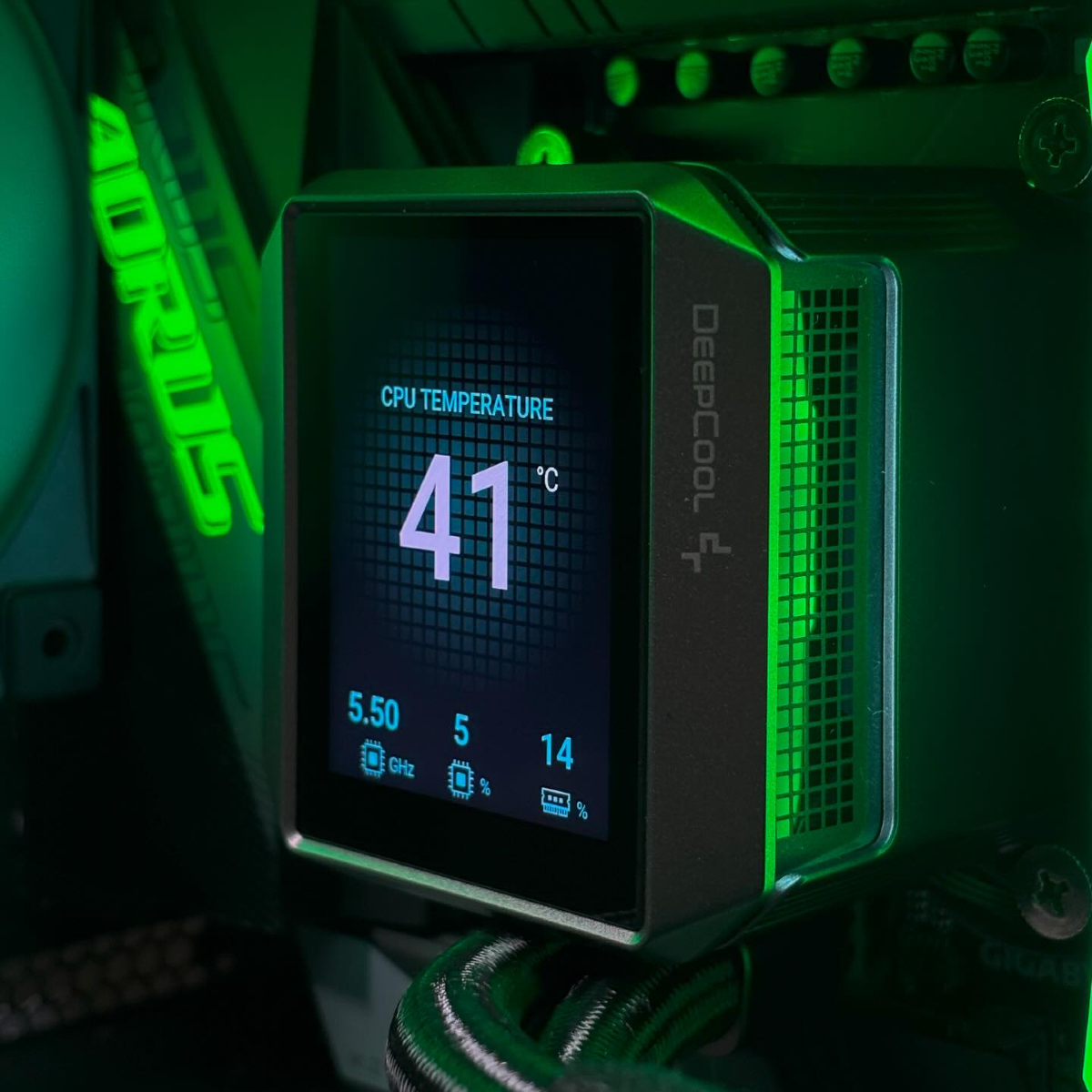 Deepcool_Espana's tweet photo. Esta build con la mystique 360 le de la mano de @grigobyte es increíble.
Ese color verde le queda increíble 👀

#deepcool #gamer #pc #pcgaming https://t.co/4I67WsCZNU
