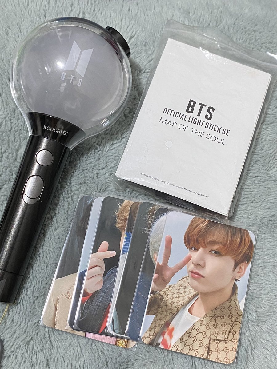 koocartz's tweet photo. . . #kcrtzbuys 📦🤍🎐

wieee army bomb haver na ulit <33 thank u so much for the smooth transaction ♡

@shinggibangtan | #ShinggiBangtanFeedbacks https://t.co/R5KZ5CRakl