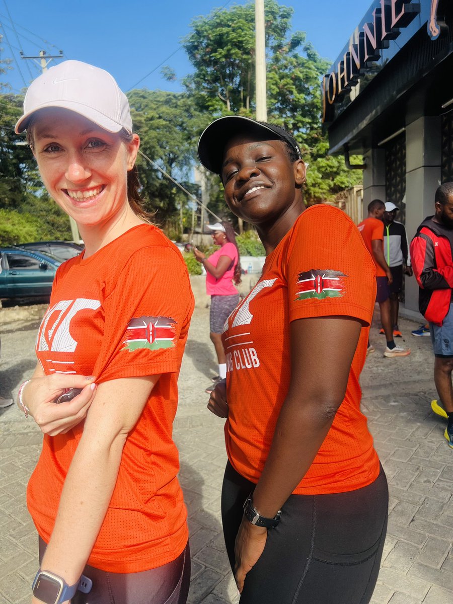 TeamKarura's tweet photo. Milimani lived up to itβs name and served plenty of hills for breakfast π₯π₯π πββοΈ
BOUNDLESS TRAILS, ONE FAMILY
#saturdaylongrun
#WeAreKRC
#RecreationalRunning
#RunHappy
#BetterTogether
#Fitness https://t.co/yter6FH62M