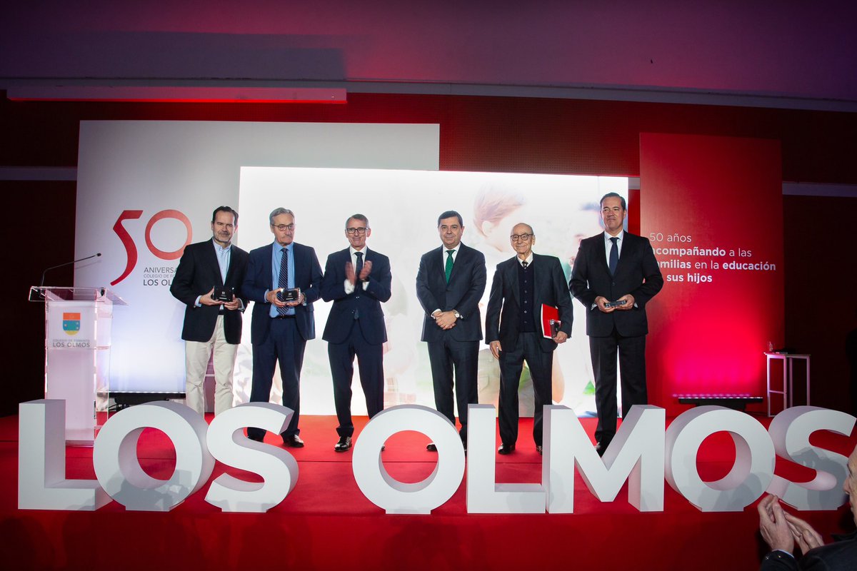 El sábado celebramos el 50 aniversario del colegio Los Olmos. Un encuentro marcado por el agradecimiento a los que han hecho posible este proyecto educativo de Fomento en Madrid. Muchas gracias también a tantas familias que han confiando en Los Olmos durante todos estos años.