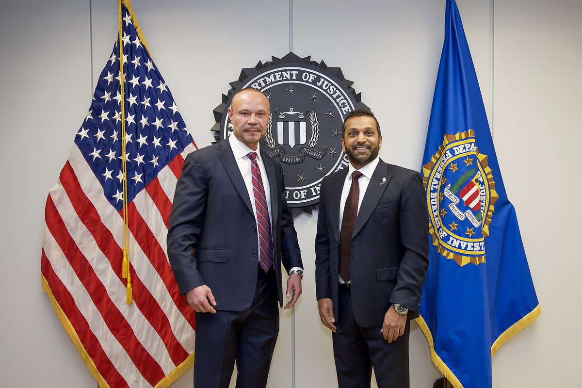 TrumpWarRoom's tweet photo. Good morning,

It’s March 18, and Dan Bongino is the Deputy Director of the FBI.

🇺🇸🇺🇸🇺🇸 https://t.co/38lKMCP29n