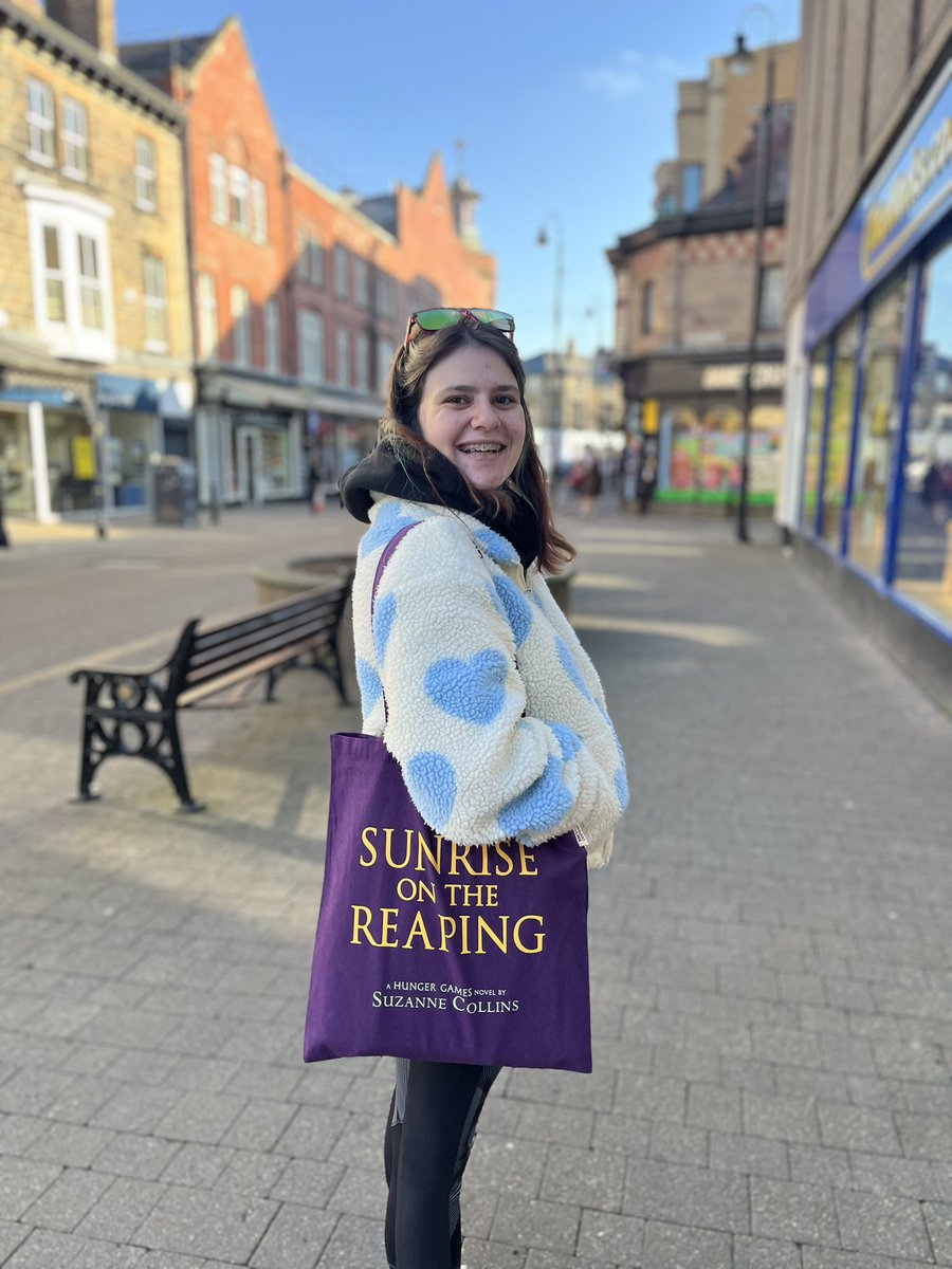 Book day #theworks #suzannecollins #sunriseonthereaping