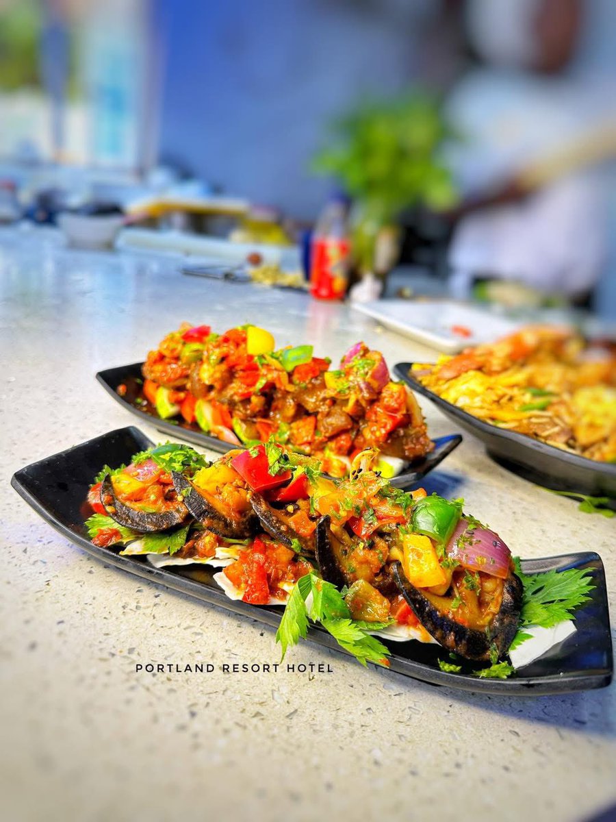 Ever been on a work break and thought of never going back?

Escape the hustle and relax in our cozy lounges, Connect with friends, eat, relax, and let off some steam!
📲 Secure your spot today on WhatsApp at 09090777666.

Visit Cedarwood Estate, located off Sars Roa, PH