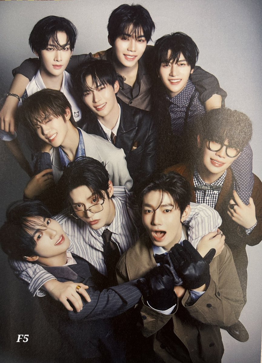 jiwoongiez's tweet photo. OUR ZB1 💙 https://t.co/IrAkfXz7DG