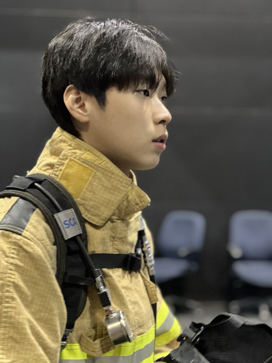 버닝필드_이머시브 연극 tweet media