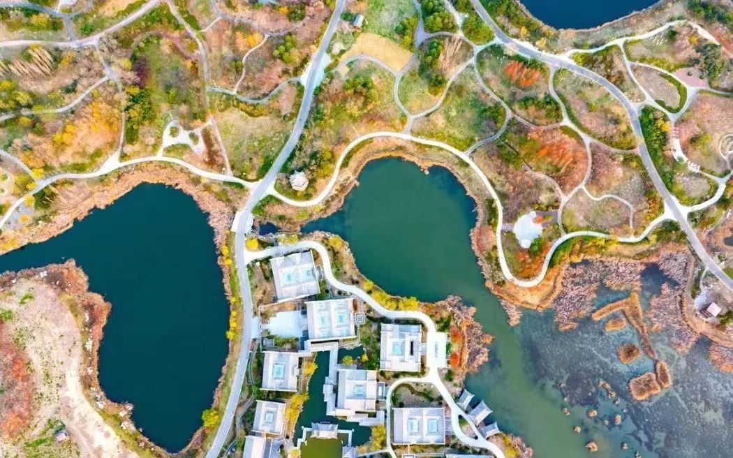 QingdaoWCNA's tweet photo. 🏃Spring is the perfect time to get in shape in #Qingdao West Coast New Area!
🌄🌞Explore gems like Zhushan Forest National Park, Tangdao Bay National Wetland Park, and Cangma Mountain for outdoor exercise in the amazing scenery. Get fit! #QingdaoWCNA #WCNA #SpringInQingdaoWCNA https://t.co/q8Jl37uMGf