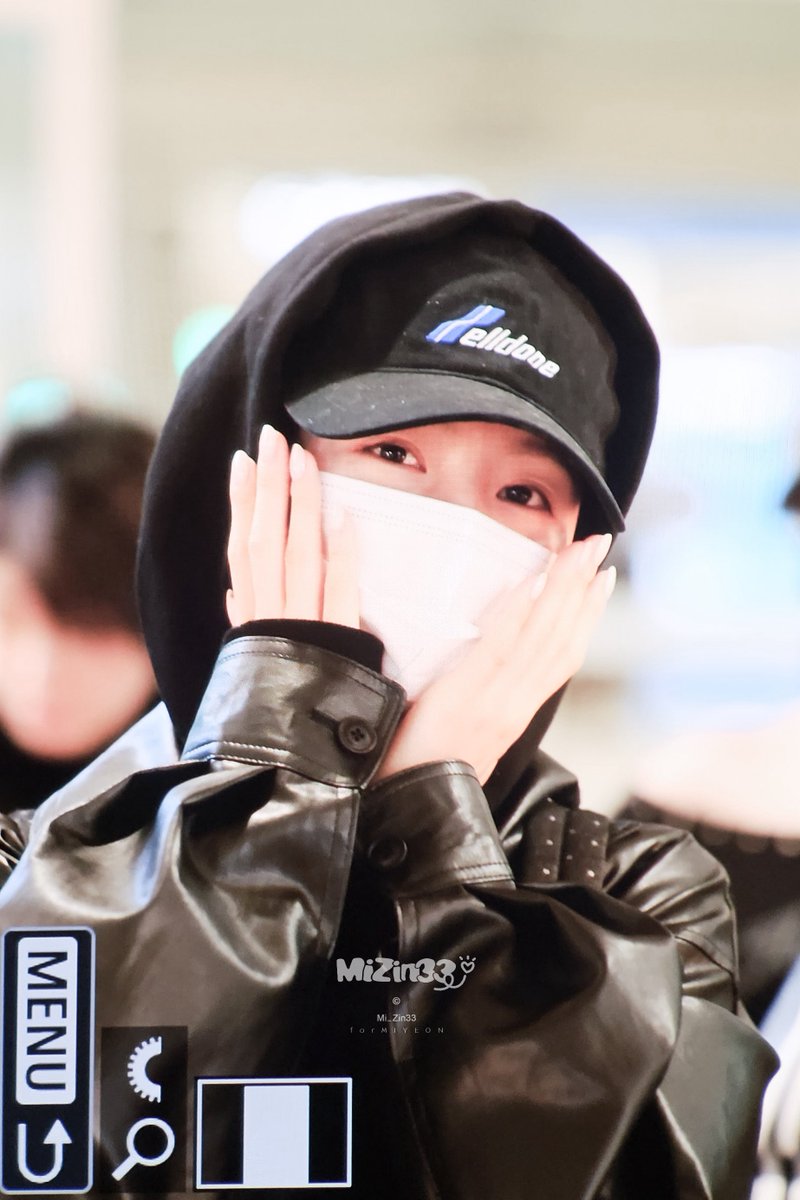 logmy131's tweet photo. 250318 ICN🛬
기염🖤
#미연 #MIYEON
#여자아이들  #아이들 #GIDLE https://t.co/0LndVL5GwH