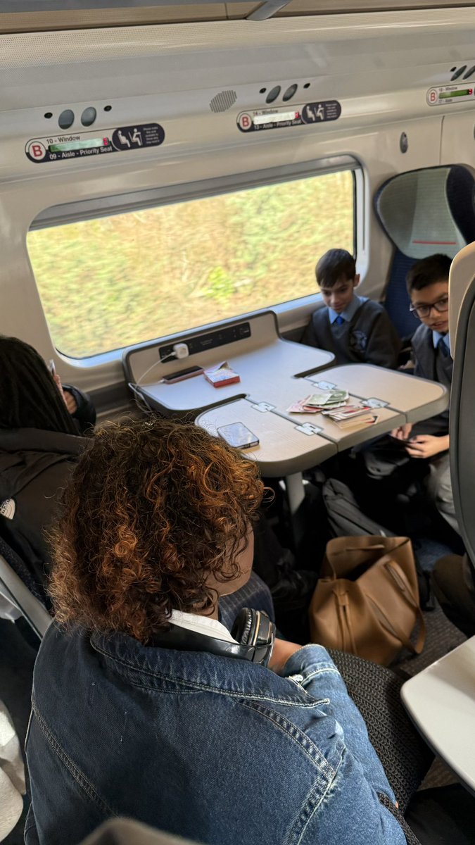 Miss C L Donaldson tweet media