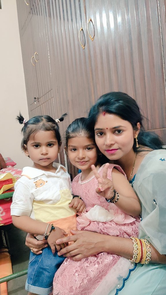 पड़ोस के शैतान बच्चे 😄❣️