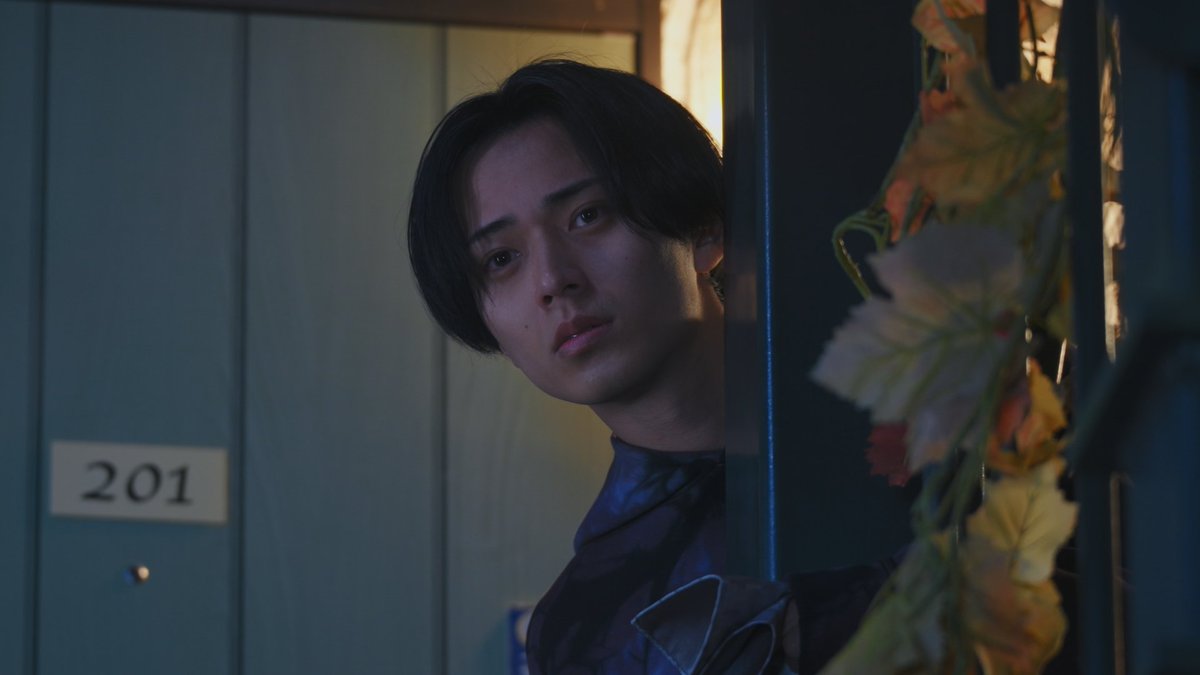 kantele's tweet photo. 今夜11時は『#御曹司に恋はムズすぎる』💕第11話

クライマックス突入‼️

「俺たち、別れよう」――。仕事も財力も失った自分は、まどか(山下美月)の重荷になるだけだと自ら別れを切り出した昴(永瀬廉)。

また、2人の間に何かあったことを察知した成田(小関裕太)は、あることを思いつき…

#カンテレ https://t.co/pBVp0WKrk9
