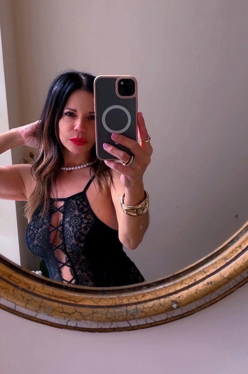 Diosa_North's tweet photo. LA REINA DEL NORTE 🔱
En busca de nuevos y fieles esclavos para anulación 
completa de la voluntad . 

#Diosa #Ama #Reina 
#Domina #Findom https://t.co/eqBIcpbTZ7