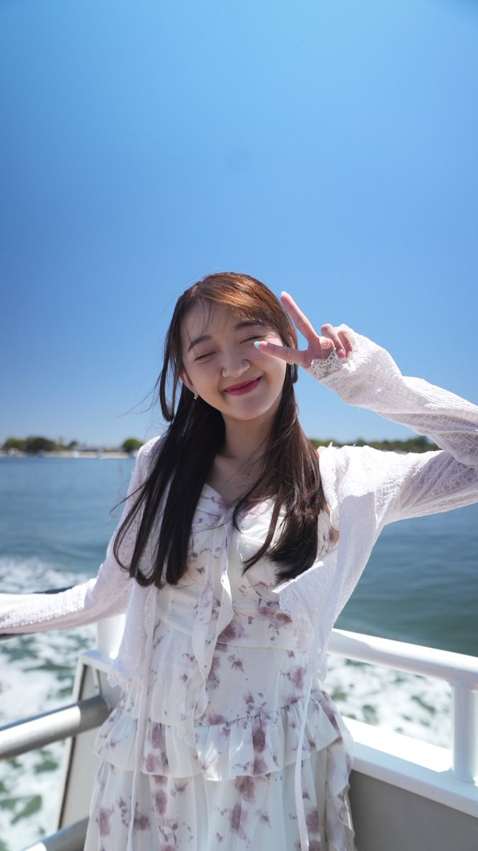 AU_LiaJKT48's tweet photo. happy #seLIAsa 🌊 https://t.co/3WxLMJ5fjl