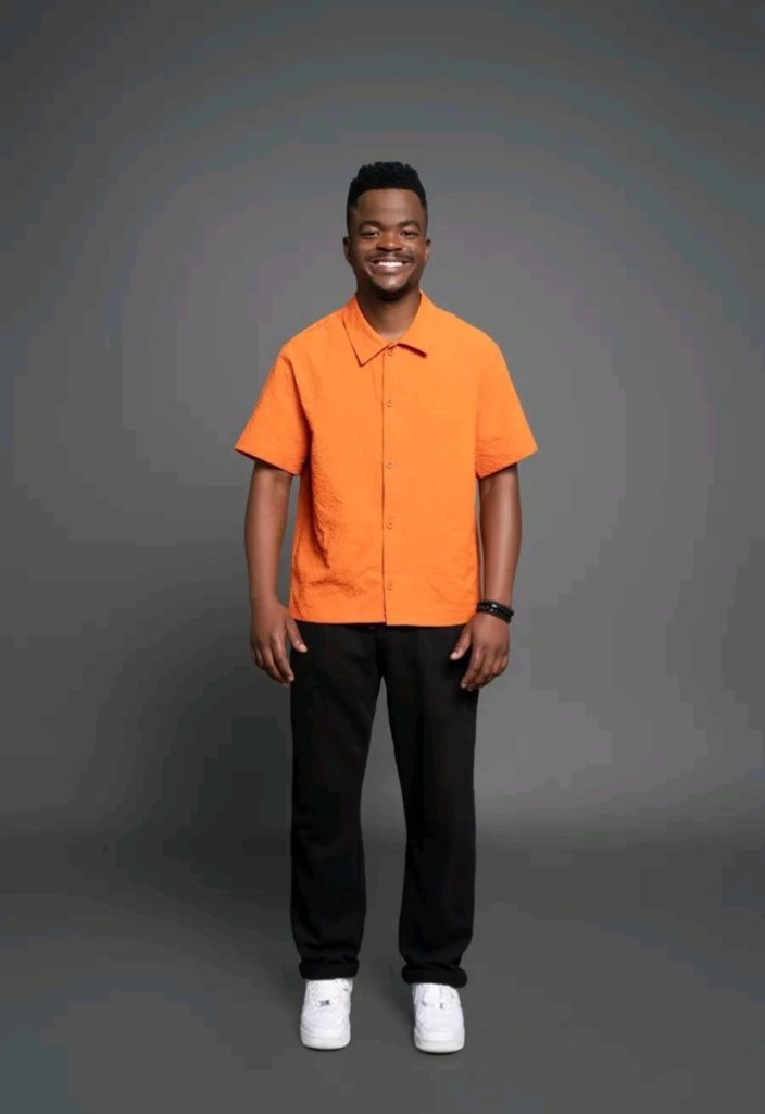 Tvmii_R's tweet image. Please vote for Uyanda guys I’m on my knees 😭🙏
 #bbmzansi 
#UyandaHlangabezo