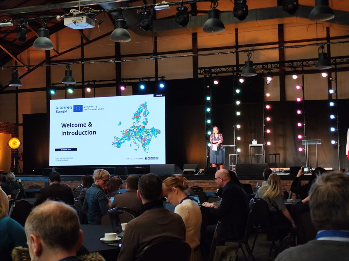 ERNACT's tweet image. We’re in Krakow 🇵🇱 for the @interregeurope Lead Partners Seminar, where we are representing the recently approved #HUMANproject (Healthcare 5.0 supporting the transformative shift of regions)! 🎉

Looking forward to learning, sharing ideas, and working together for a better