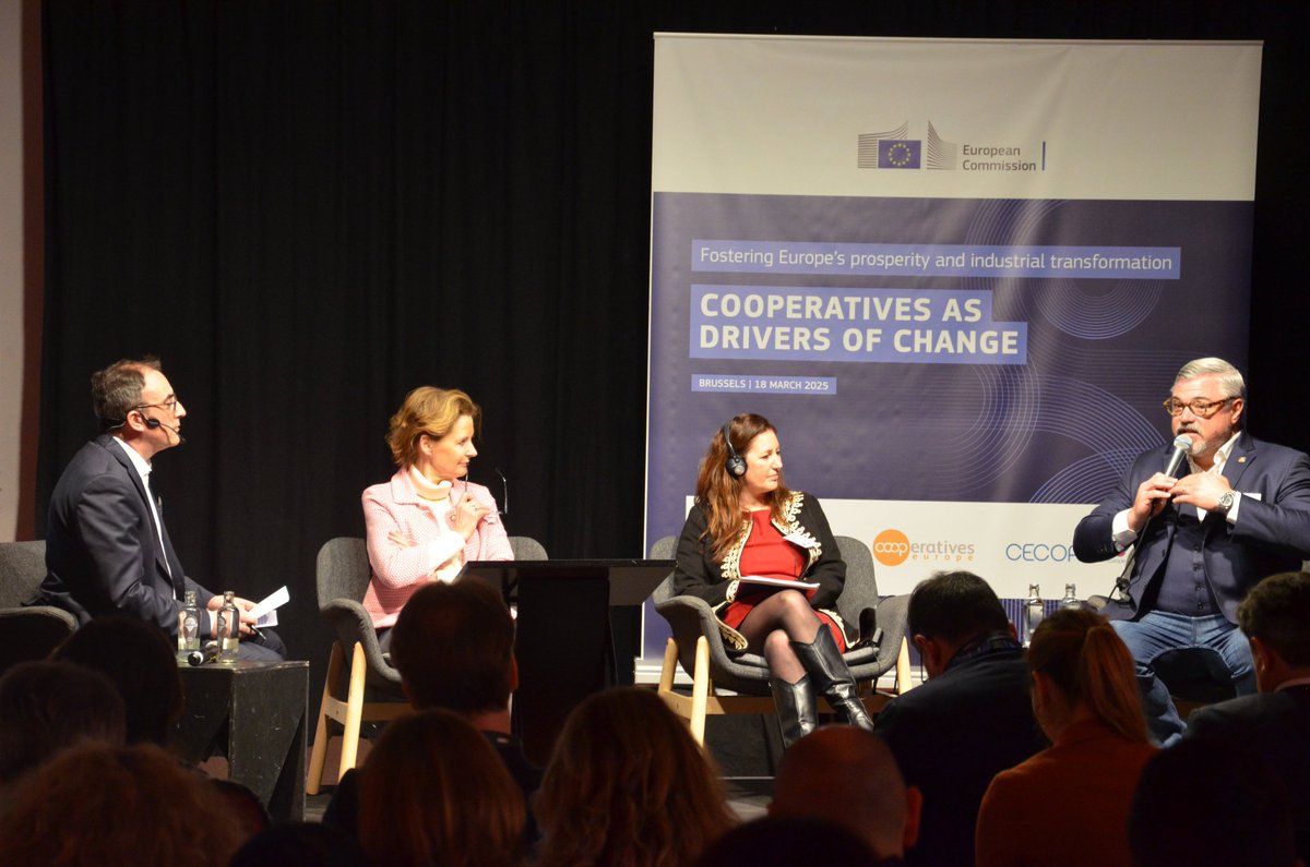 ConfcoopUE (@confcoopue) on Twitter photo Oggi presenti alla Conferenza "Cooperatives as Drivers of Change" dedicata alle Cooperative organizzata da <a href="/EU_Commission/">European Commission</a> <a href="/CECOP_coops/">CECOP</a> <a href="/CoopsEurope/">Cooperatives Europe</a> <a href="/EU_EESC/">European Economic and Social Committee</a>
‼️Transizione verde, digitale e sociale
💡Innovazione e tecnologia
👨👩👧👦 Inclusione Oggi presenti alla Conferenza "Cooperatives as Drivers of Change" dedicata alle Cooperative organizzata da <a href="/EU_Commission/">European Commission</a> <a href="/CECOP_coops/">CECOP</a> <a href="/CoopsEurope/">Cooperatives Europe</a> <a href="/EU_EESC/">European Economic and Social Committee</a>
‼️Transizione verde, digitale e sociale
💡Innovazione e tecnologia
👨👩👧👦 Inclusione