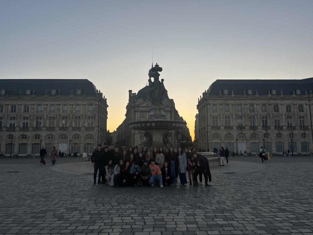 Jornadas lingüísticas en Bordeaux- Amboise y Futuroscope
…iberadelarga.web.educacion.navarra.es/w/jornadas-lin…