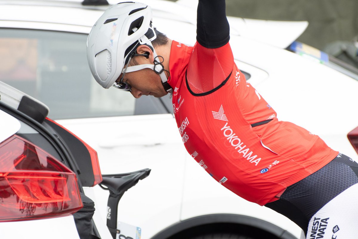 【ツール・ド・台湾 第3ステージ🇹🇼】
80km地点から始まる山岳まで、チームオーダー通りにアタック合戦のフォローをして、今日の自分の仕事は終了！
そこからはグルペットで無事にゴール🏁
チームとしてはラッカーニが先頭集団でゴール！
小石さんはアジアンリーダージャージを獲得！
<a href="/JCL_UKYO/">🚲</a>